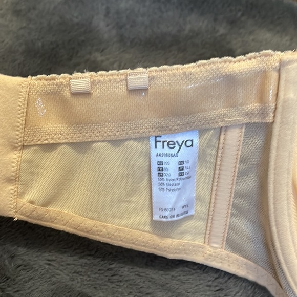 Freya Cameo Underwired Deco Strapless Molded Bra - UK32G - New WO Tag - Picture 4 of 11